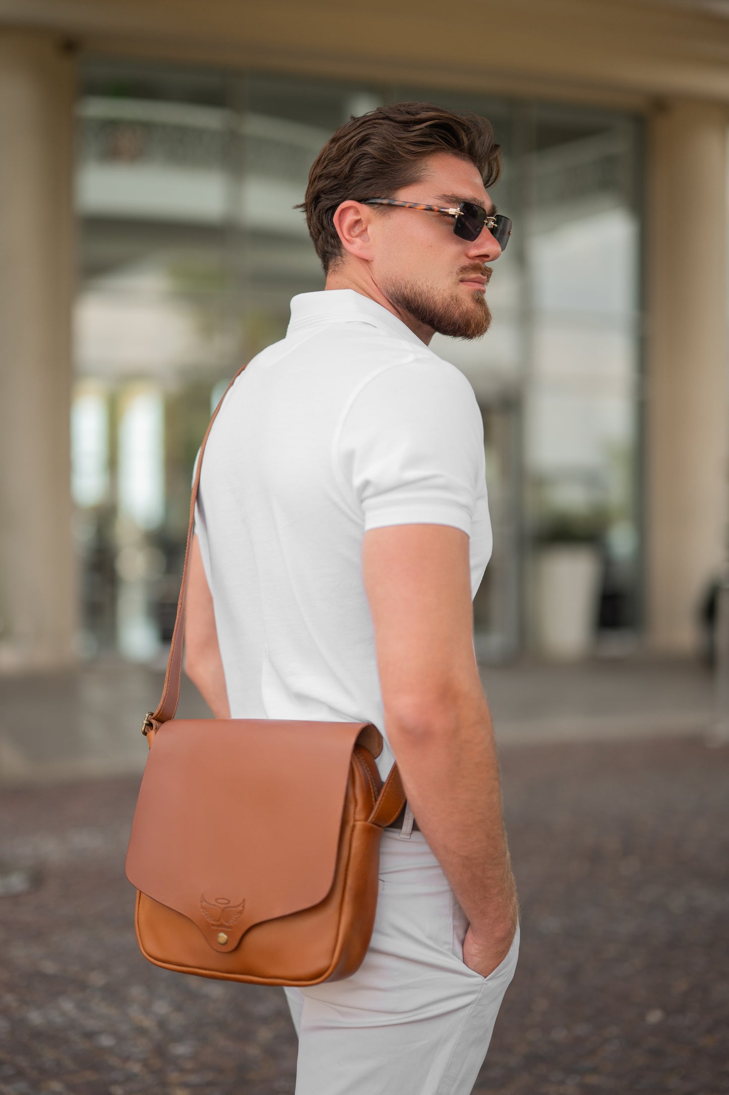 LEATHER CROSS-BODY BAG FOR MEN